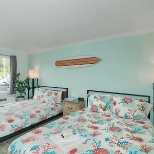 Aparthotel Heated Pool, Huge Tv, Waterfront Tiki Bar & Grill, Close To Beaches