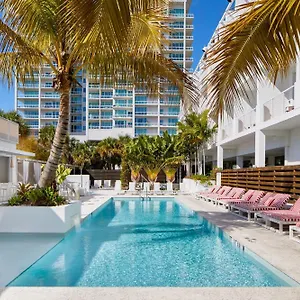 Hotel The Modern, A Tribute Portfolio